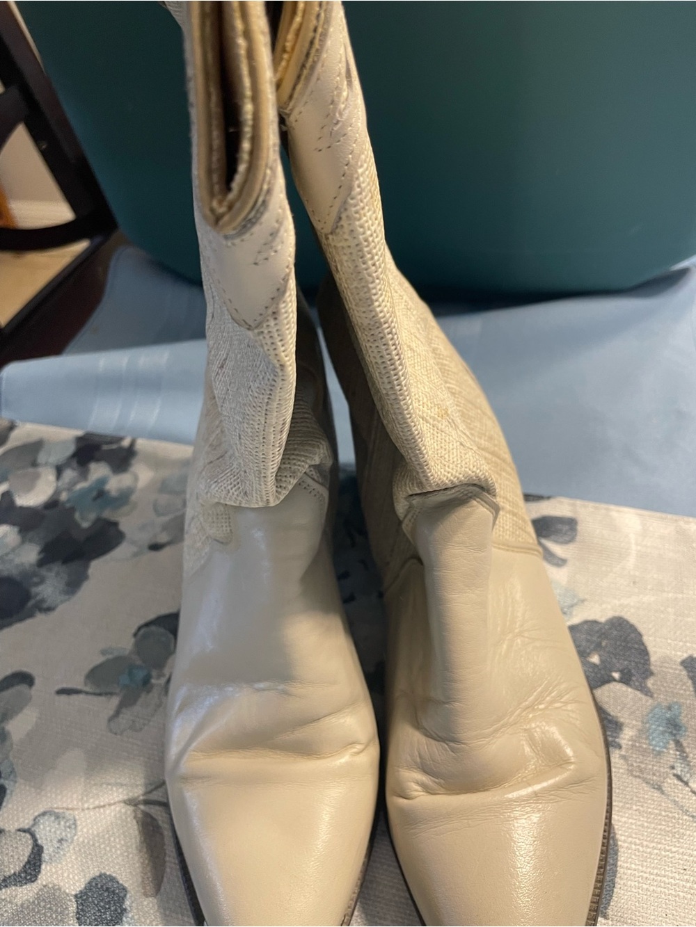 Women's Cream Mid-Calf Heeled Boots